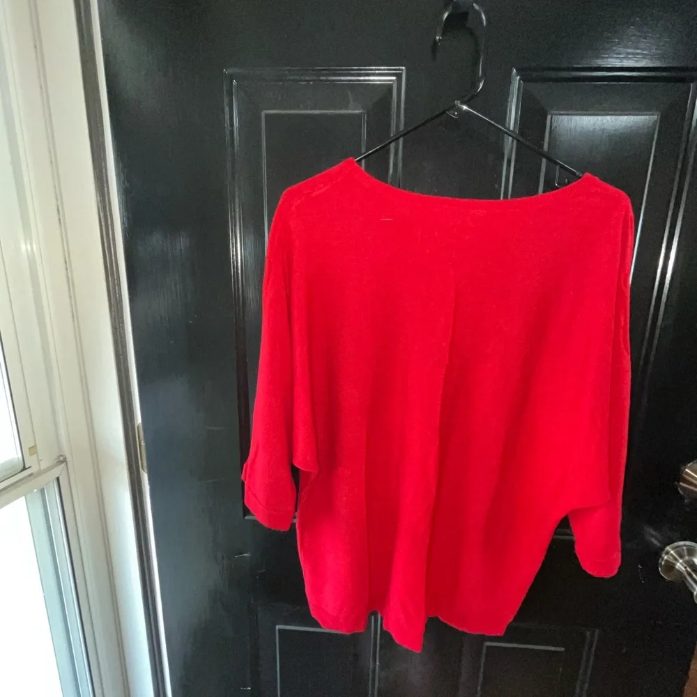 LIKE NEW New York & Company Batwing Sweater - Size: L - Color: Red